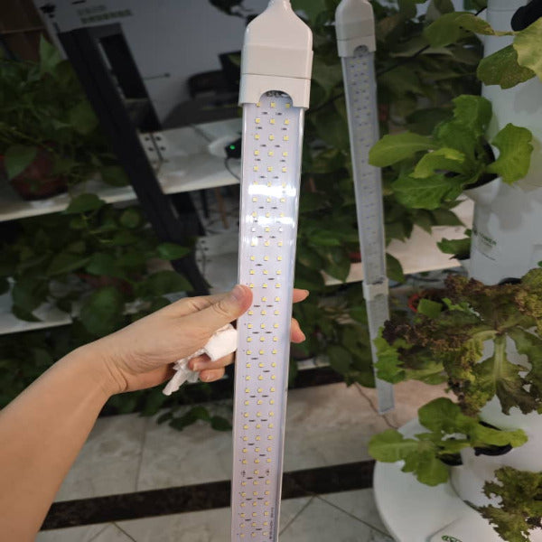 Futuregardens Hydroponics Tower 5 with daylight LED and Wifi / WLAN touch screen